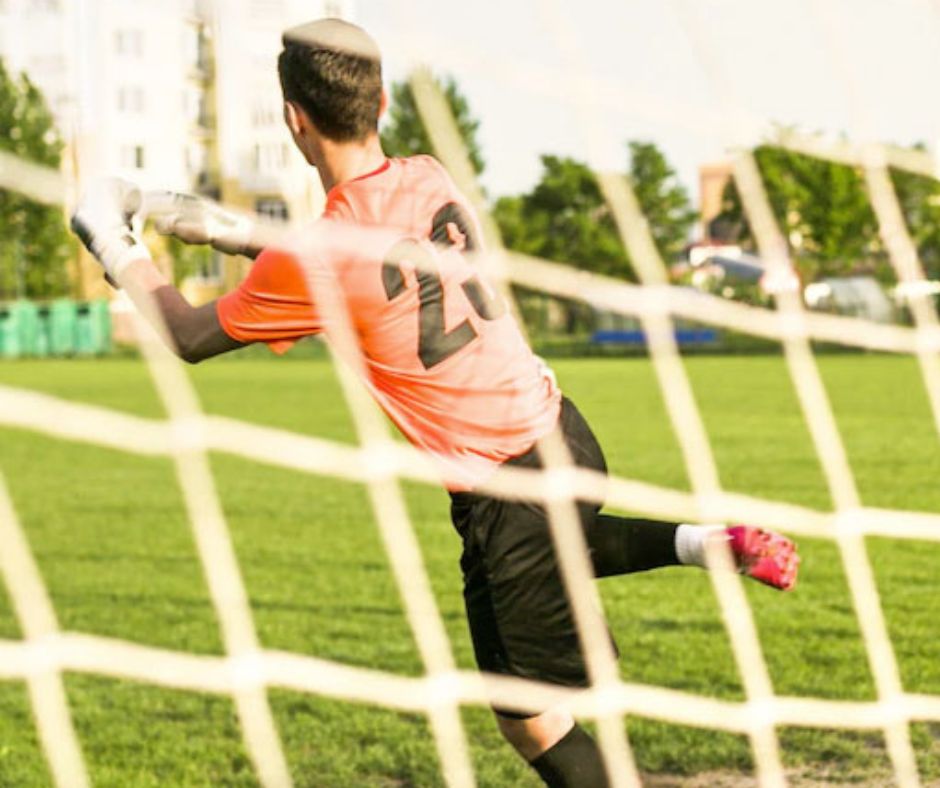 Defend the goal as a goalkeeper in cleveland tn for soccer